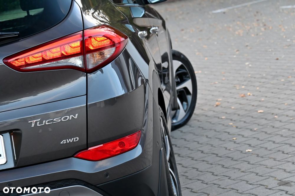 Hyundai Tucson 2.0 CRDI Premium 4WD - 21