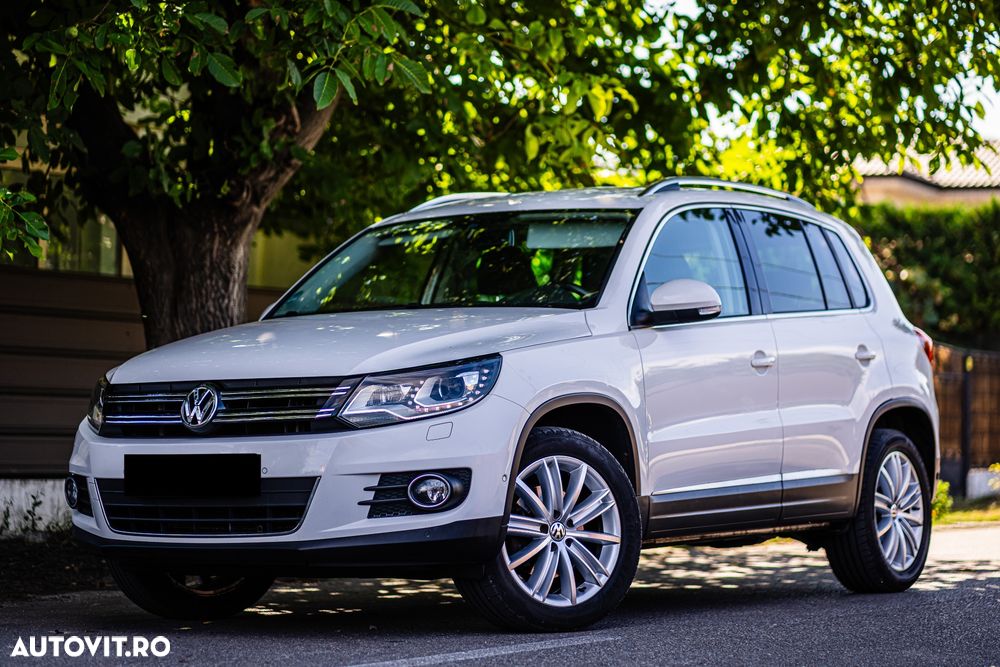 Volkswagen Tiguan 2.0 TDI DPF 4Motion BlueMotion Technology Lounge Sport & Style - 1