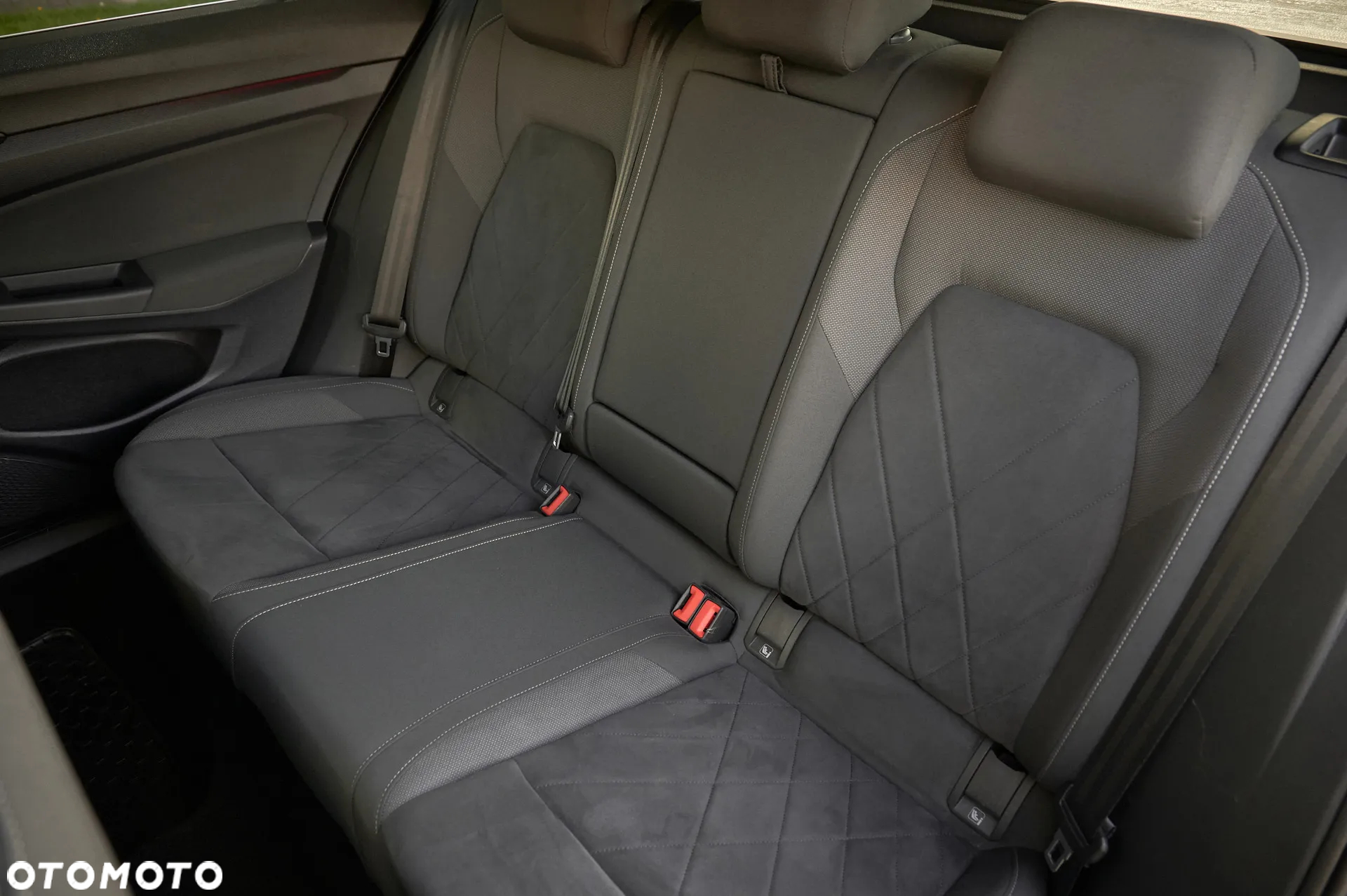 Volkswagen Golf VIII 2.0 TDI Style DSG - 25
