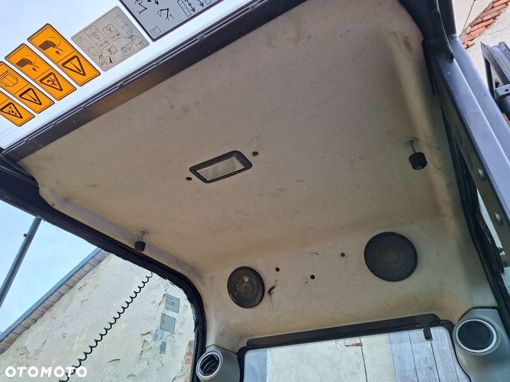 JCB 65 R-1 - 12