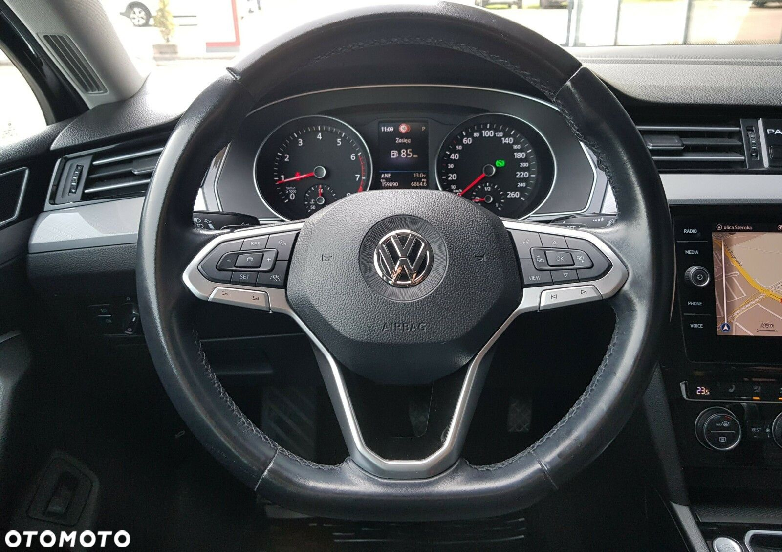 Volkswagen Passat 2.0 TSI Elegance DSG - 23