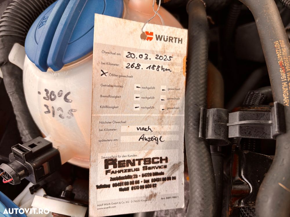 Volkswagen Passat Variant 2.0 TDI DSG BlueMotion Technology Comfortline - 25