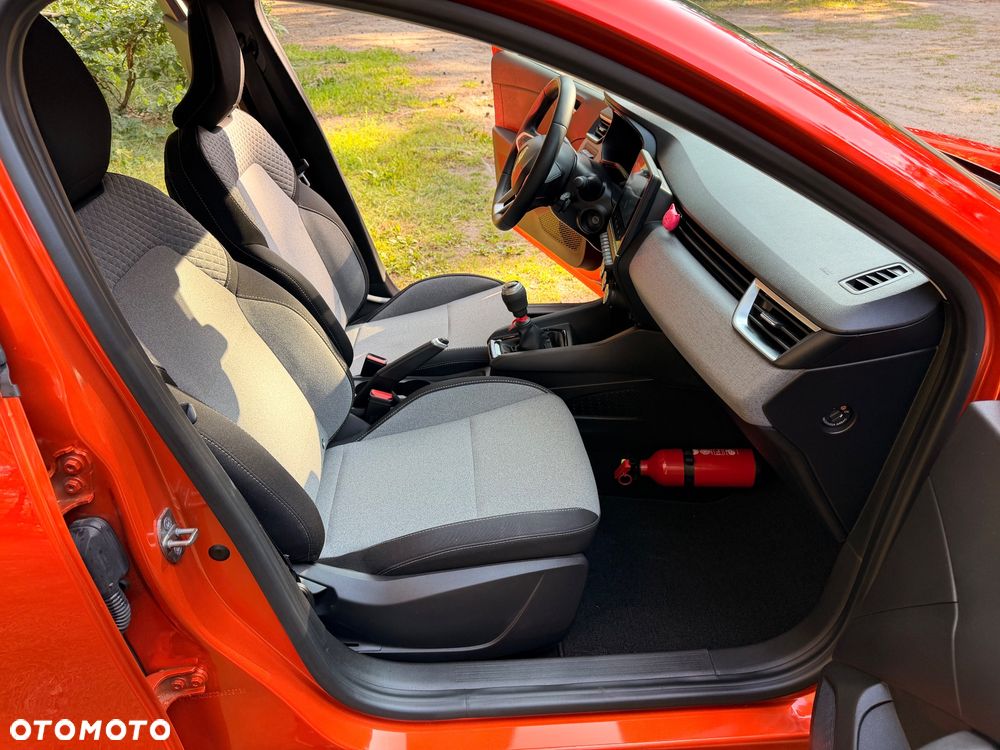 Renault Clio TCe 90 EVOLUTION - 16
