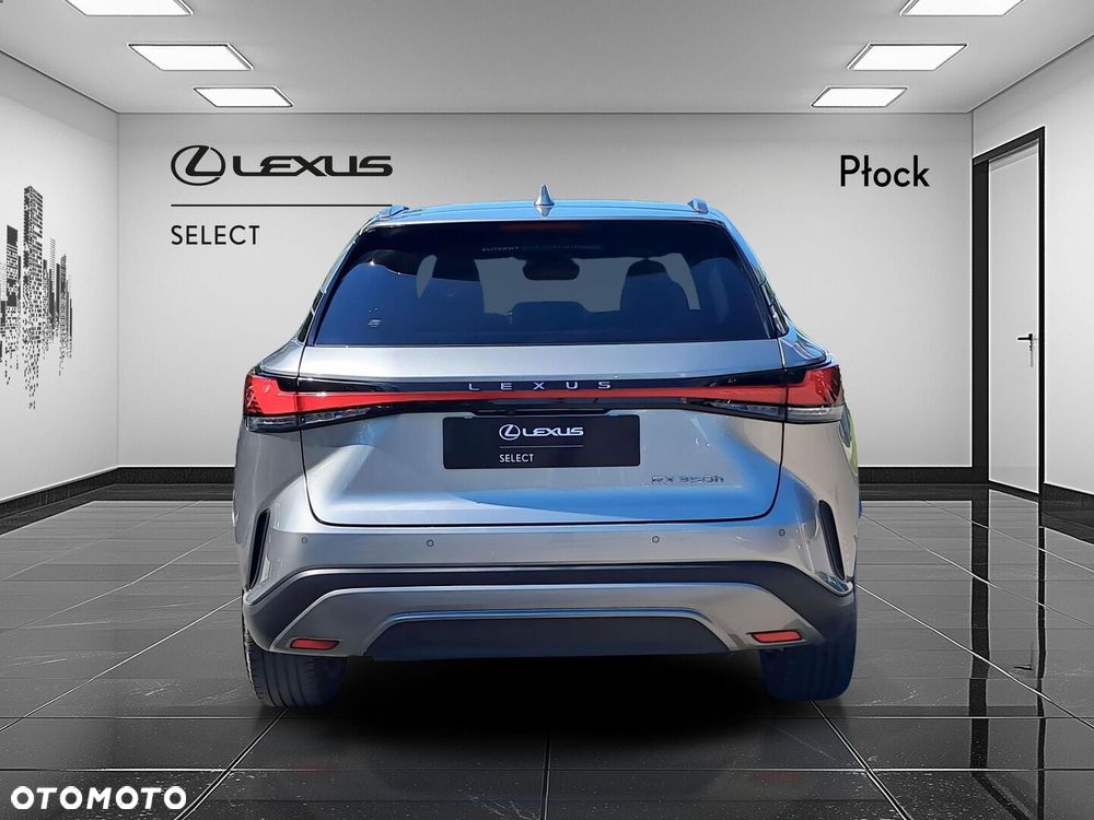 Lexus RX - 4