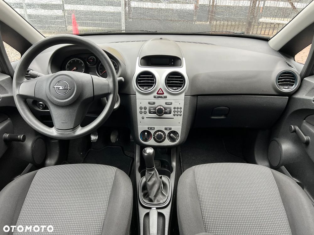 Opel Corsa 1.2 16V Essentia - 7