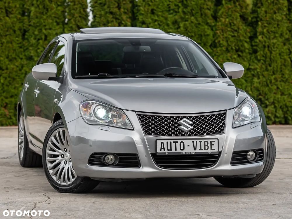 Suzuki Kizashi 2.4 4x4 CVT Sport - 2