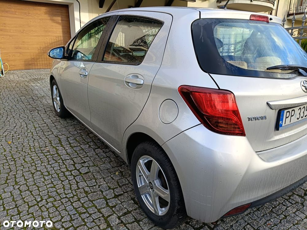 Toyota Yaris 1.0 Sol - 3