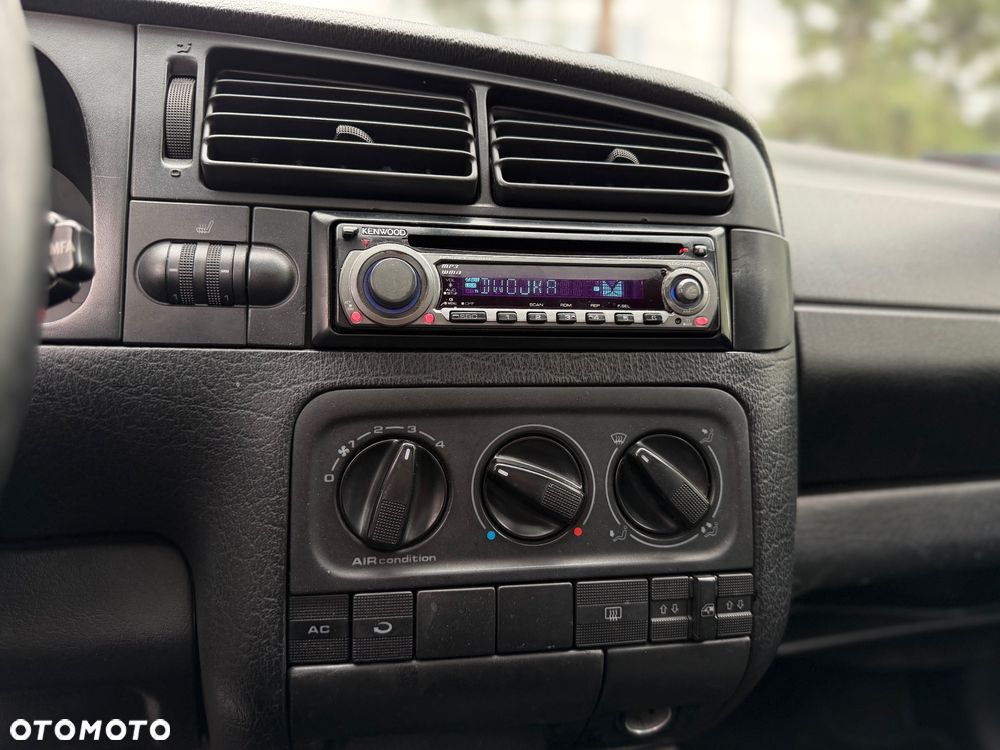 Volkswagen Golf - 18