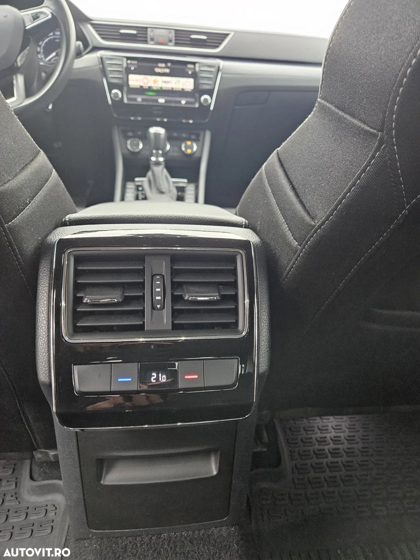 Skoda Superb 2.0 TDI DSG 4X4 Style - 14