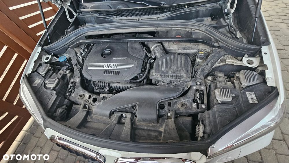 BMW X1 sDrive18i - 16