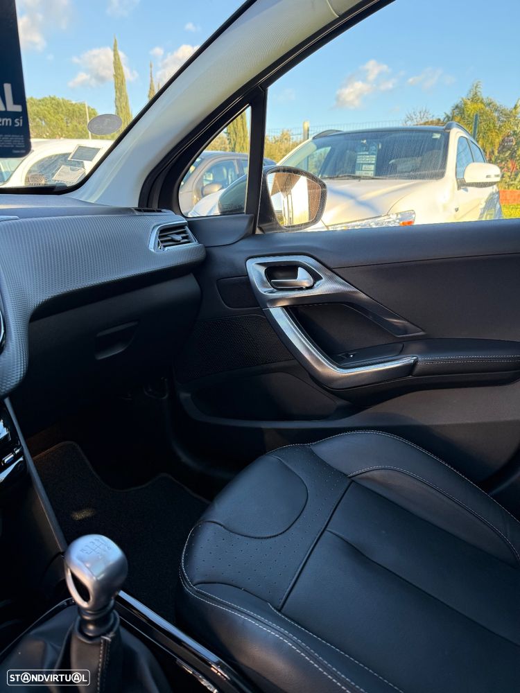 Peugeot 2008 PureTech 130 Stop&Start Allure - 26