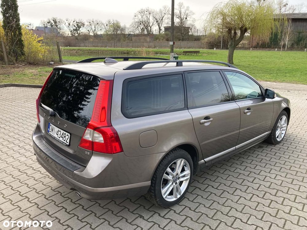 Volvo V70 D5 Kinetic - 3