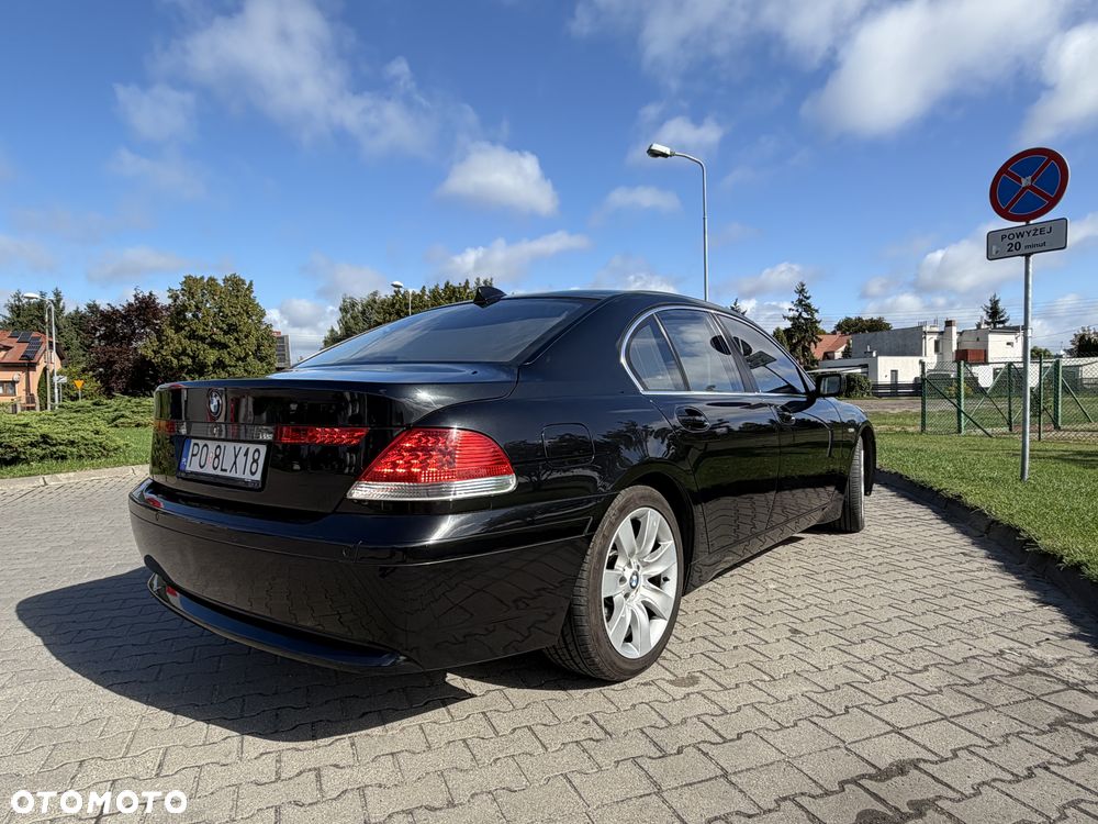 BMW Seria 7 735i - 6