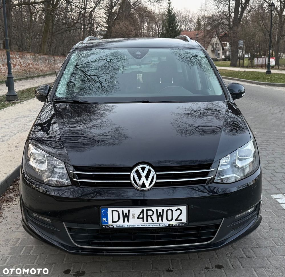 Volkswagen Sharan 2.0 TDI Trendline DSG - 11