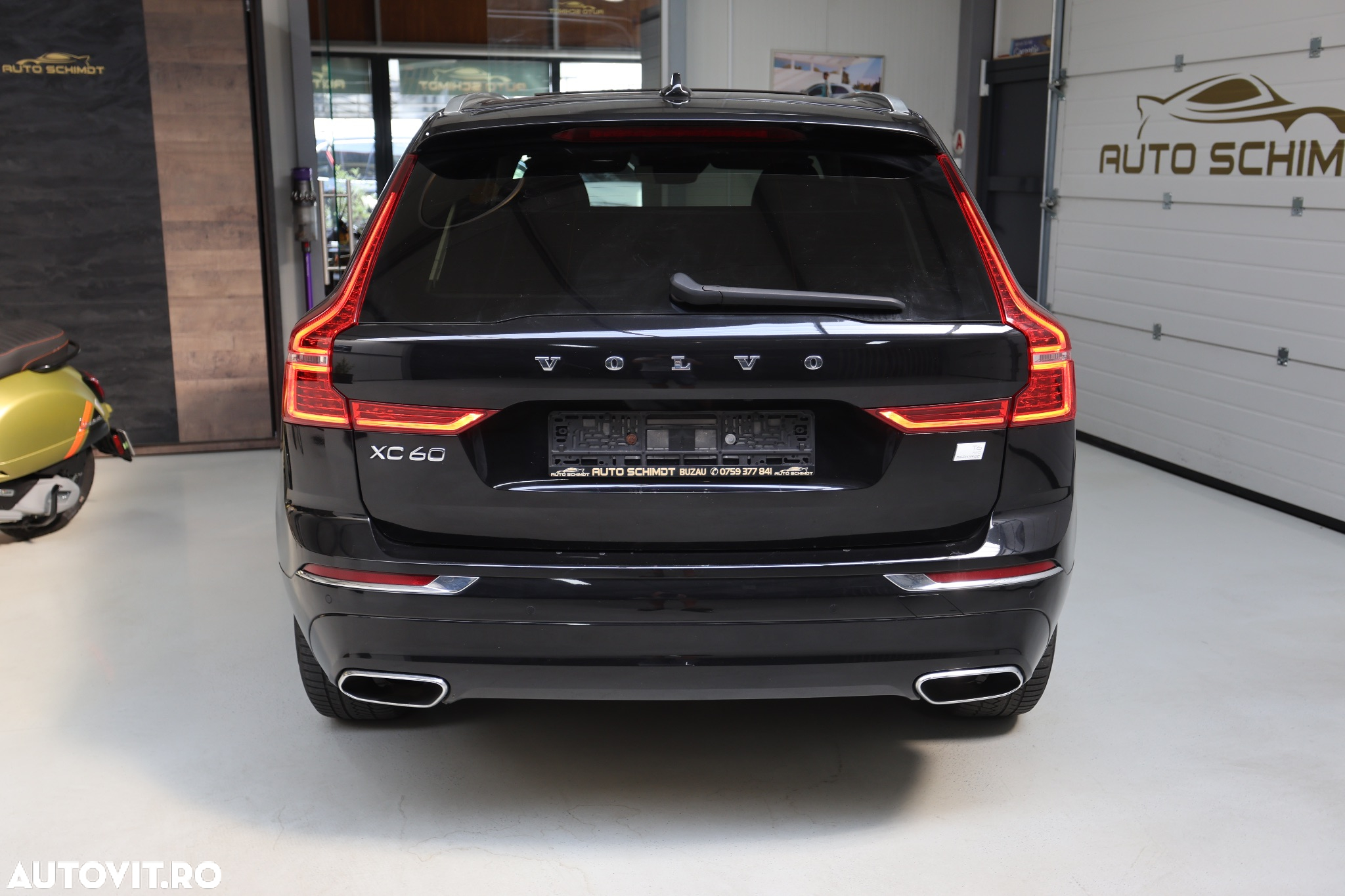Volvo XC 60 Recharge T6 Twin Engine eAWD Inscription Expression - 4