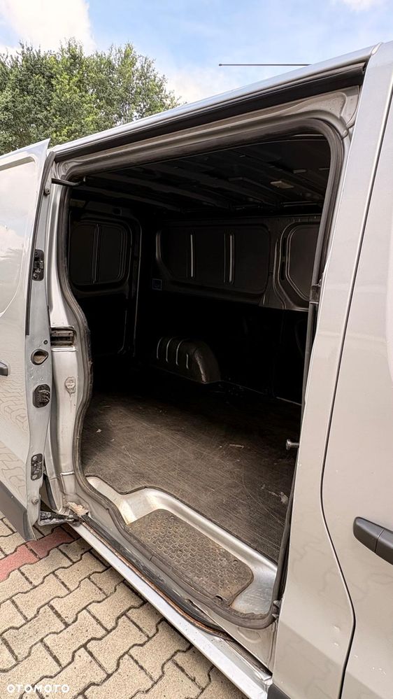 Opel Vivaro - 7