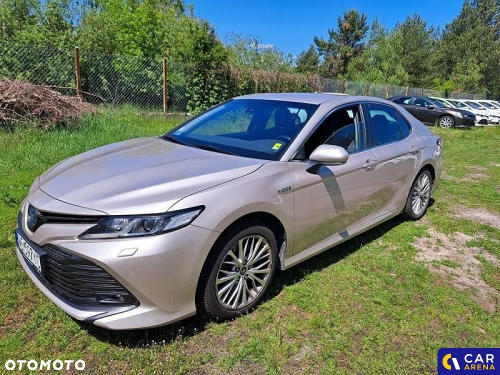 Toyota Camry - 3