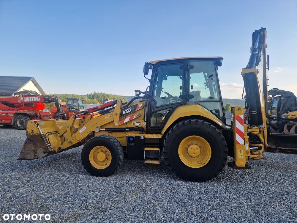 Caterpillar 432F2 - 1