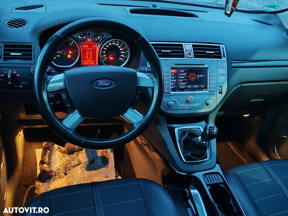 Ford Kuga 2.0 TDCi Titanium - 15