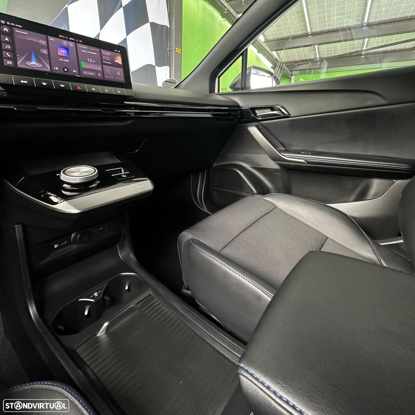 MG MG4 64 kWh Luxury - 18