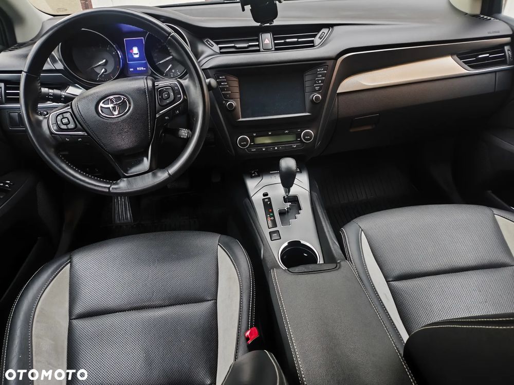 Toyota Avensis 1.8 Prestige MS - 7