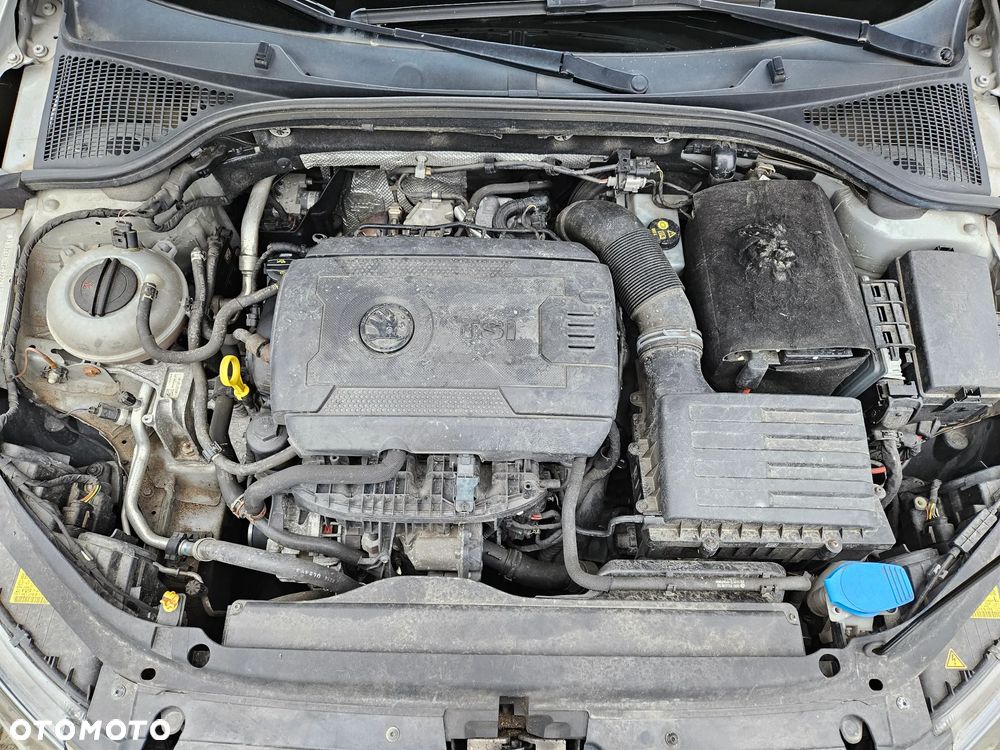 Skoda Octavia 2.0 TSI RS - 29