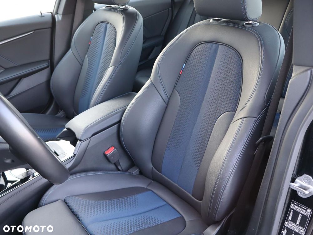 BMW Seria 2 218i M Sport - 8