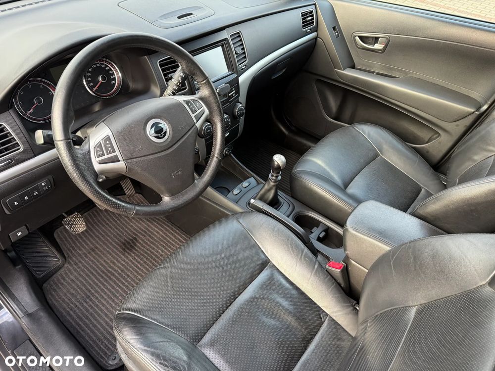 SsangYong/KGM Korando 2.0 E-XDi DPF 4WD Sapphire - 10