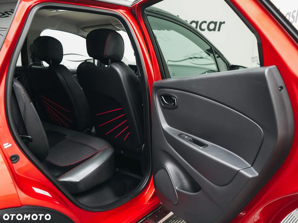 Renault Captur - 28