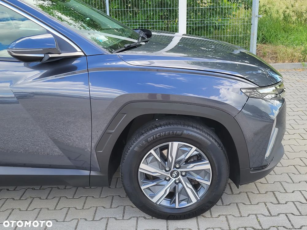 Hyundai Tucson 1.6 T-GDi HEV Executive 4WD - 31