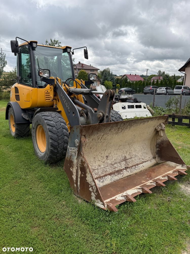 Volvo L25F - 4