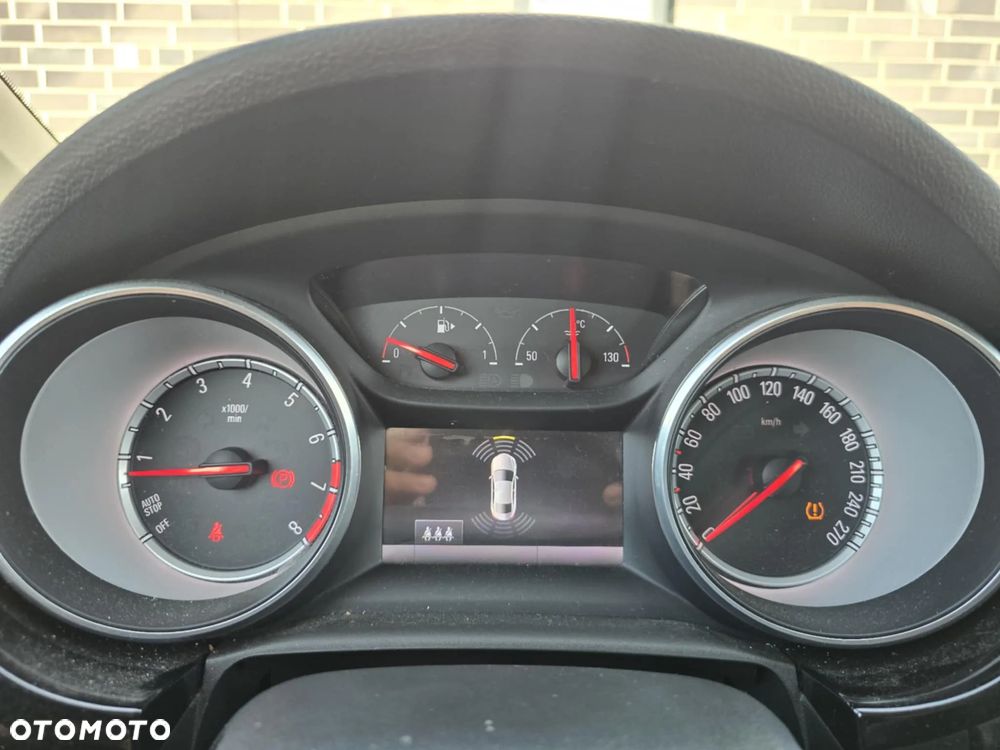 Opel Astra 1.4 Turbo Innovation - 32