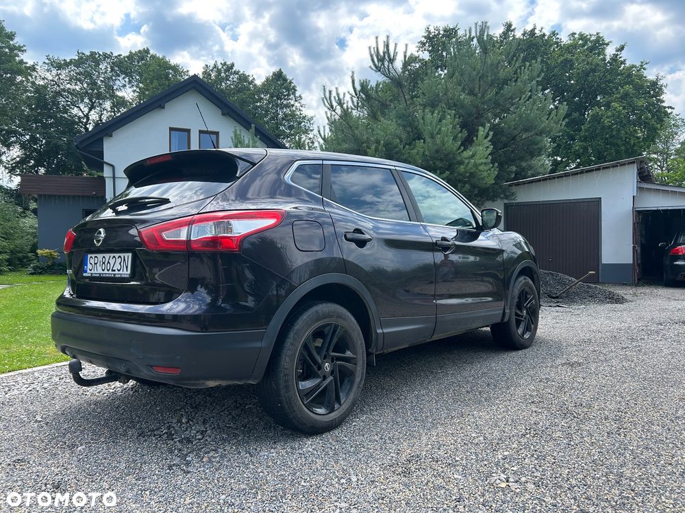 Nissan Qashqai 1.6 DIG-T Visia - 6