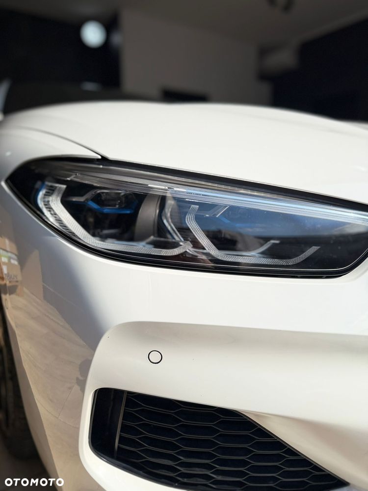 BMW Seria 8 840i - 6