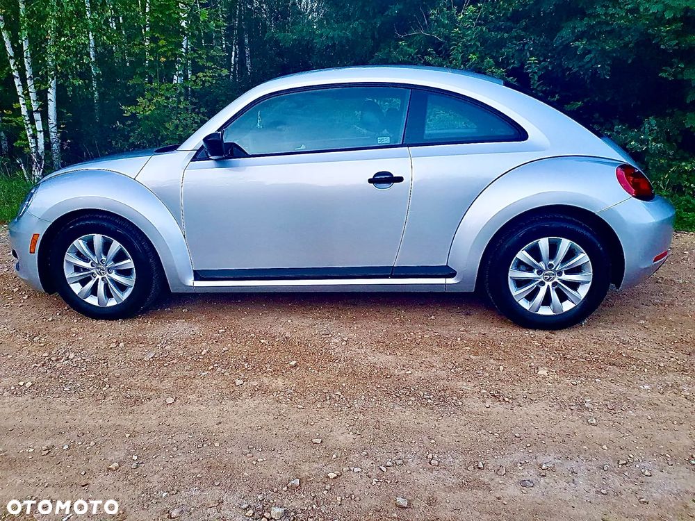 Volkswagen New Beetle - 5