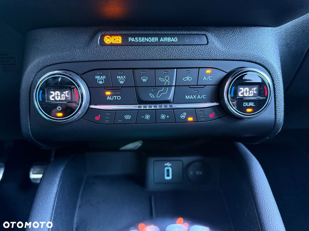 Ford Focus 1.5 EcoBoost STart-Stopp-System ST-Line - 27