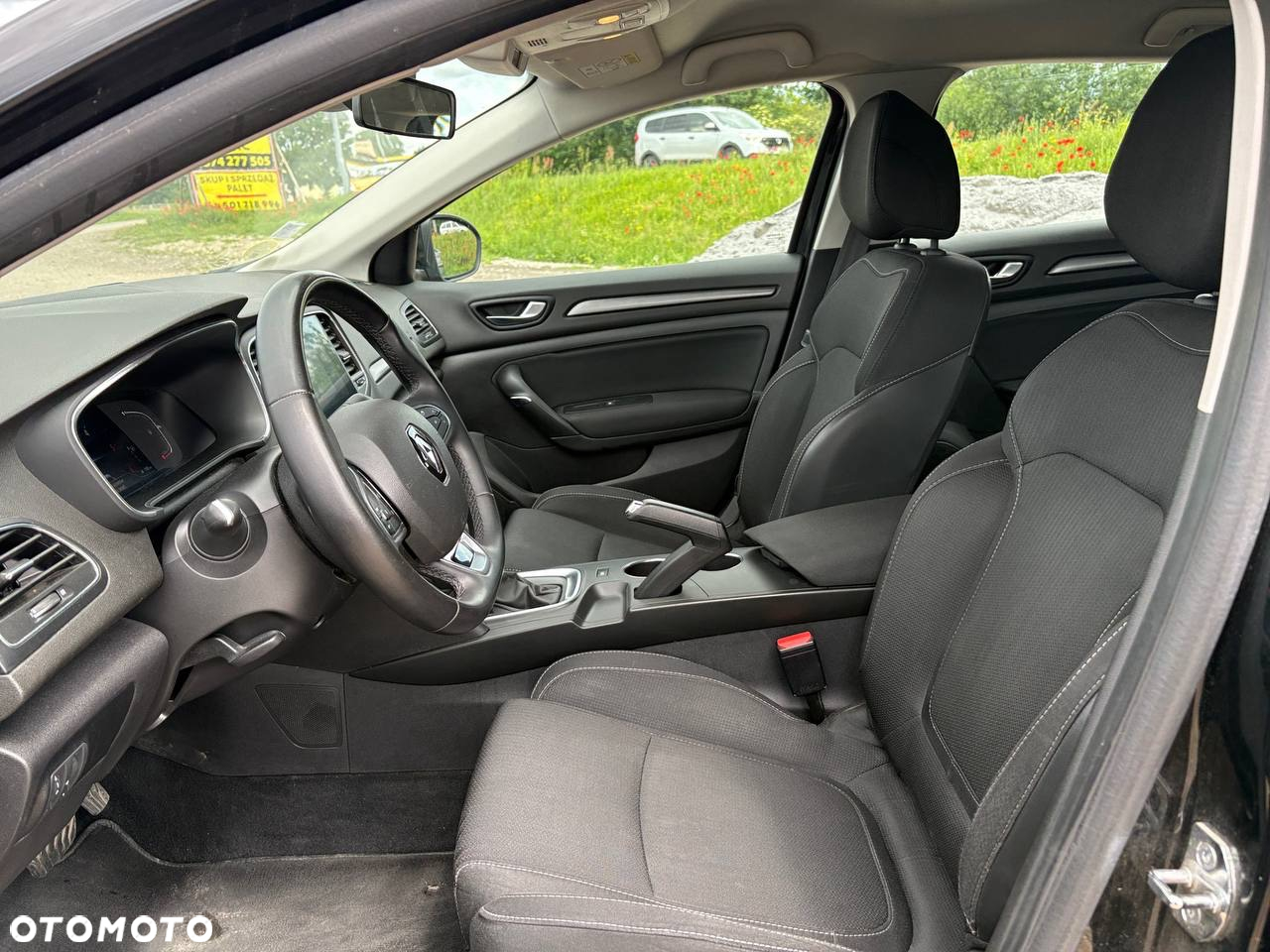 Renault Megane BLUE dCi 115 EDC BUSINESS EDITION - 13