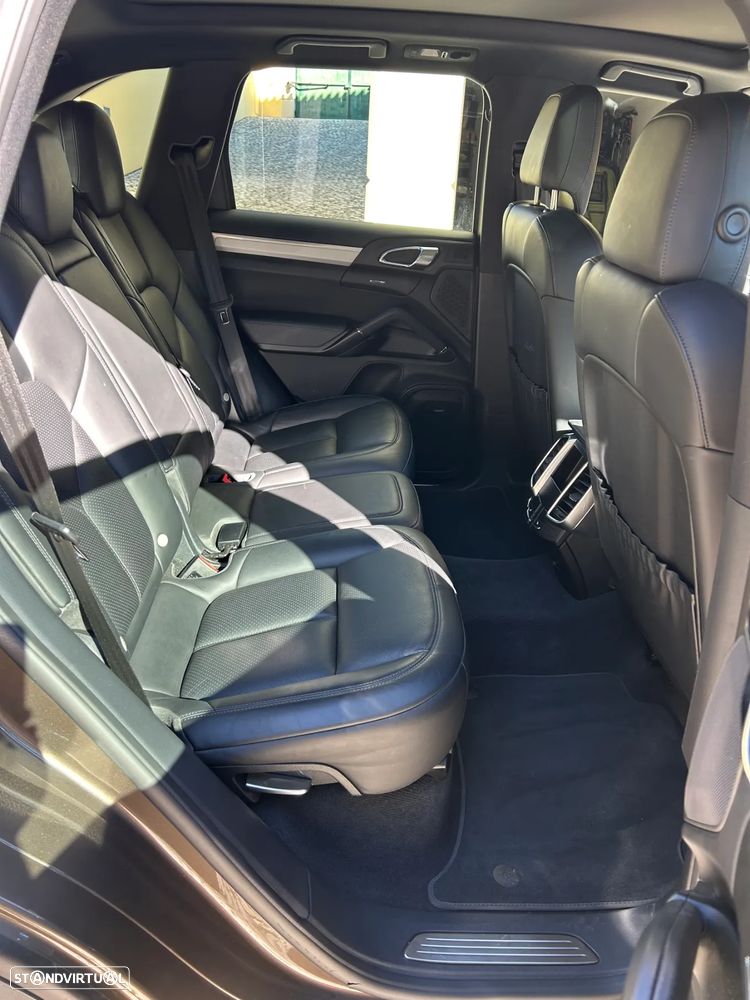 Porsche Cayenne S Diesel Tiptronic S - 9