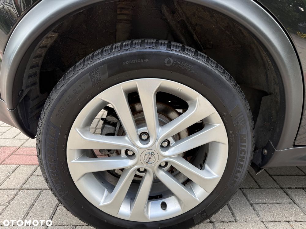 Nissan Juke 1.6 DIG-T ALL-MODE 4x4i Xtronic Acenta - 29