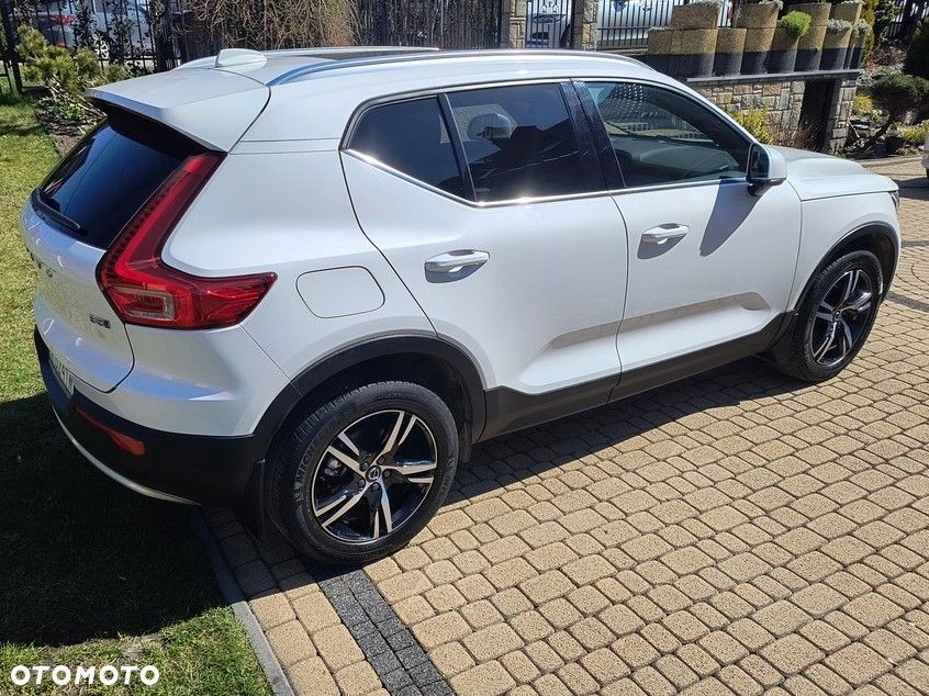 Volvo XC 40 B5 B AWD Geartronic RDesign - 21
