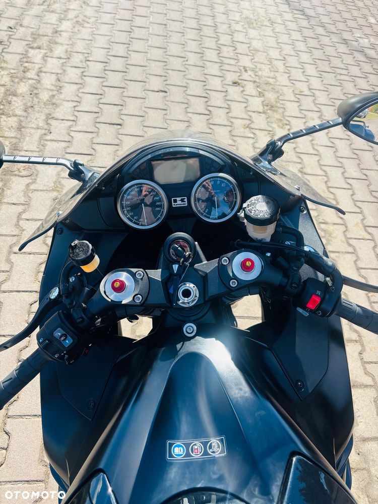 Kawasaki ZZR - 5