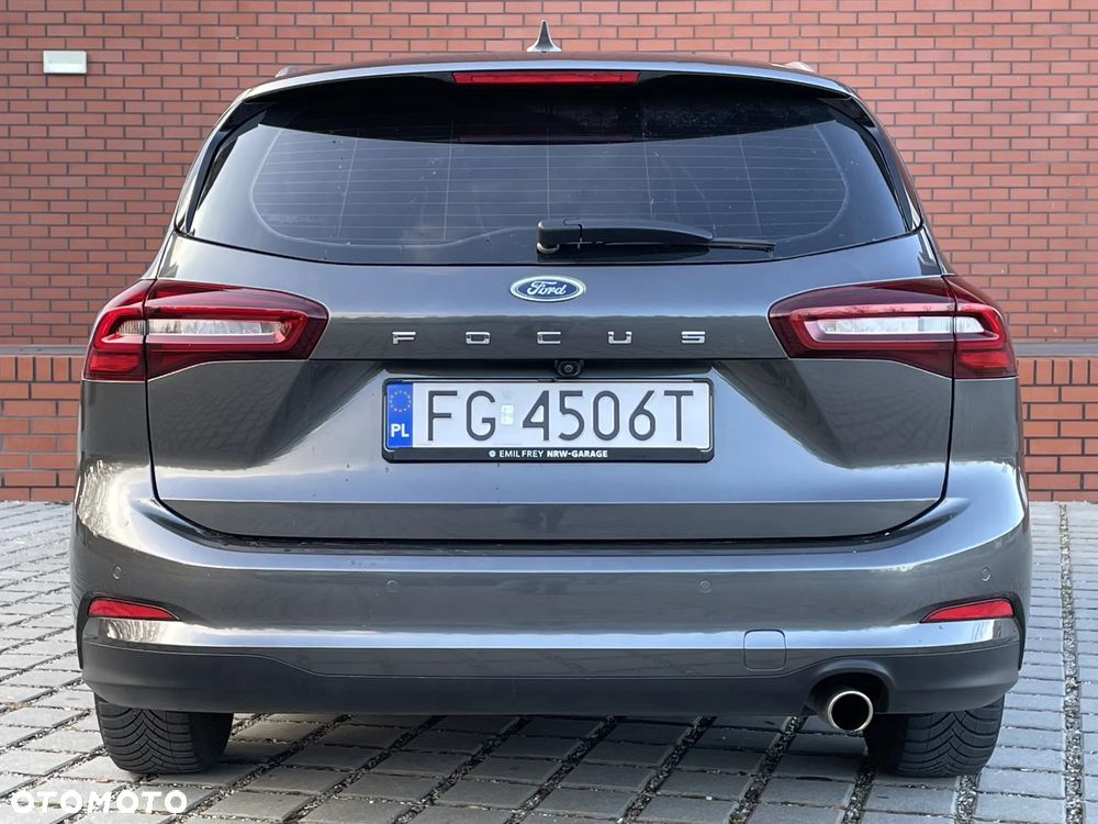 Ford Focus 1.5 EcoBlue Start-Stopp-System TITANIUM STYLE - 6