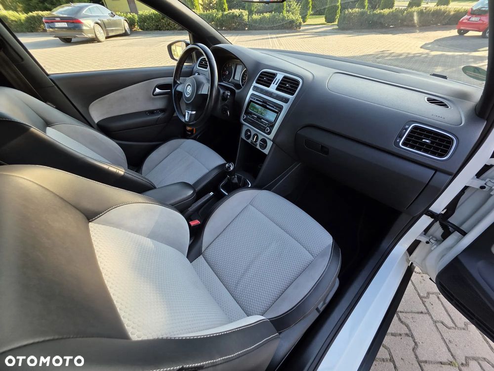 Volkswagen Polo Cross - 12