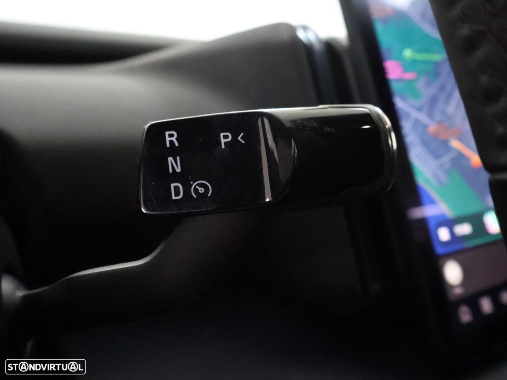 Volvo EX30 69 kWh Single Motor Extended Range Plus - 17