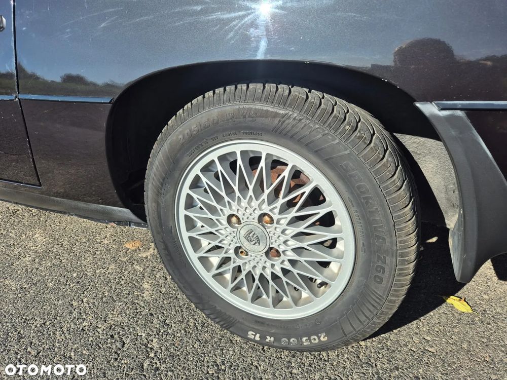 Porsche 924 Standard - 16