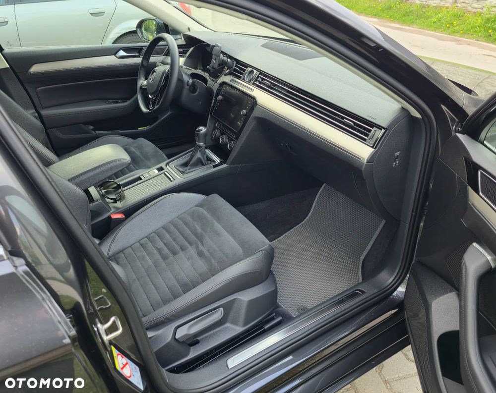 Volkswagen Passat 1.8 TSI BMT Highline - 11