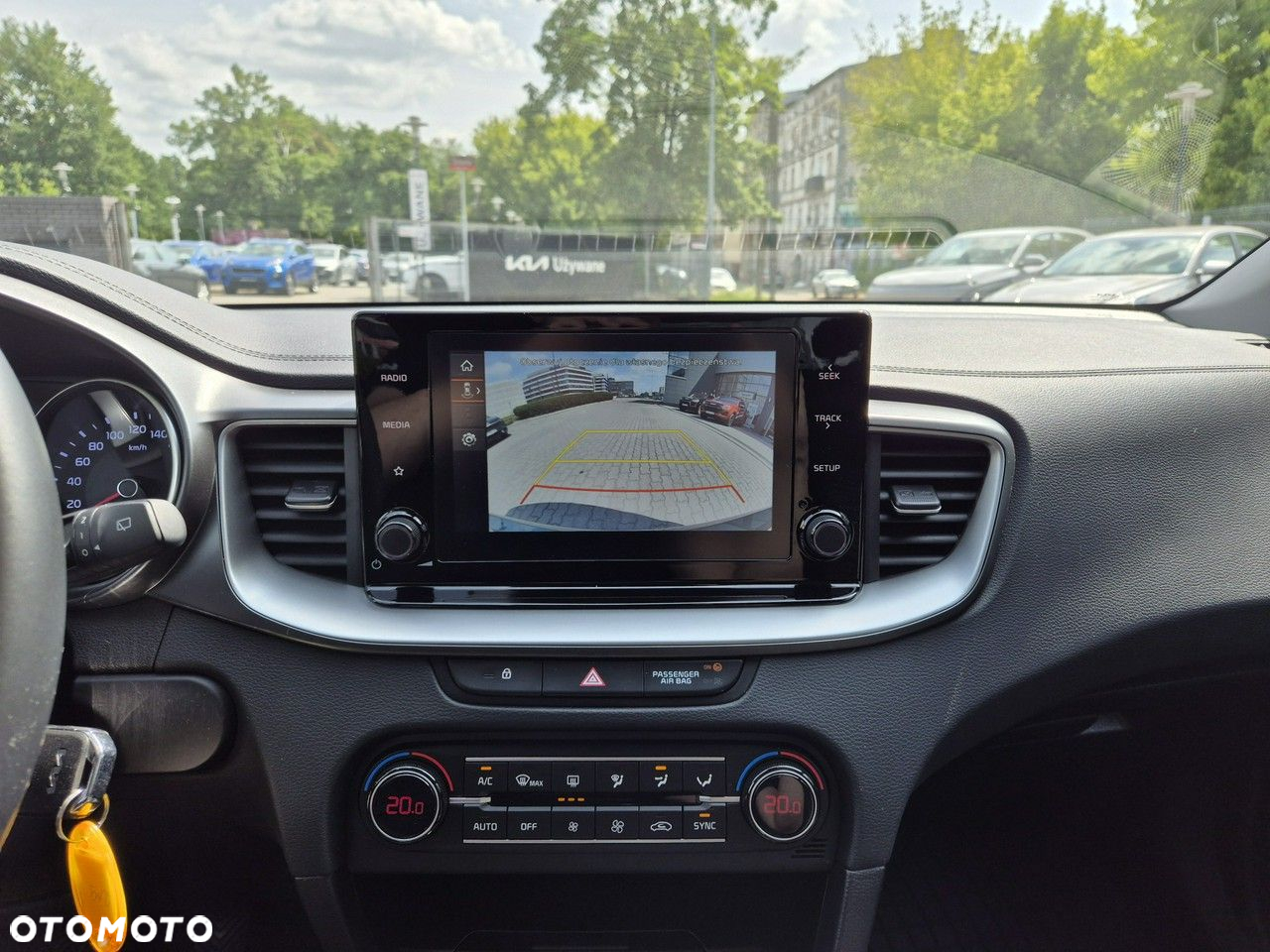 Kia Ceed - 25