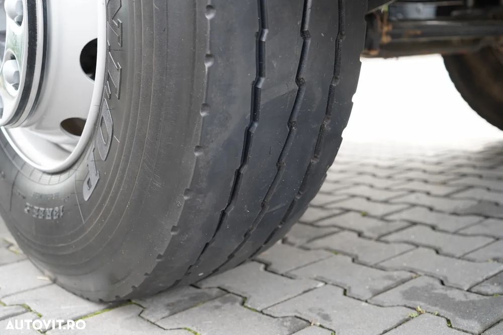 Renault K 480 / 8x4 / BASCUNĂ CU DOUĂ SENSURI / HYDRODOLT / UȘĂ CU BALAMALE / IMPORTAT / CONTRACT POST-SERVICE - 20