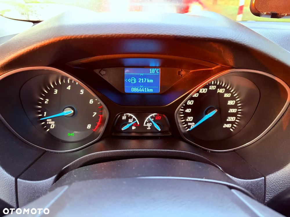 Ford Focus 1.0 EcoBoost Titanium - 5