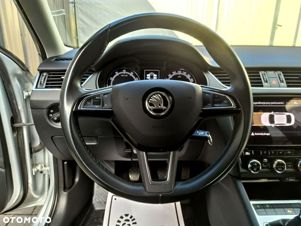 Skoda Octavia - 16